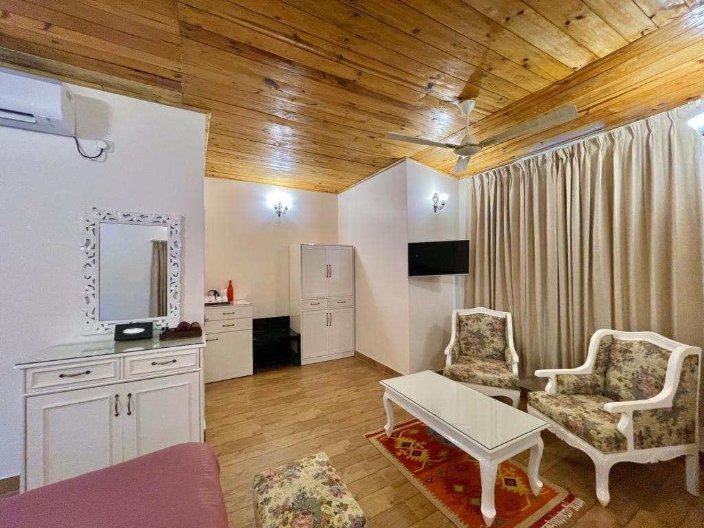 Bougainvillea Retreat & Spa Kaharpara Экстерьер фото