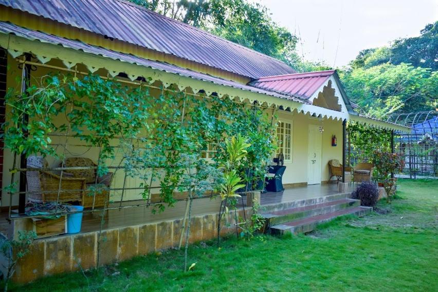 Bougainvillea Retreat & Spa Kaharpara Экстерьер фото