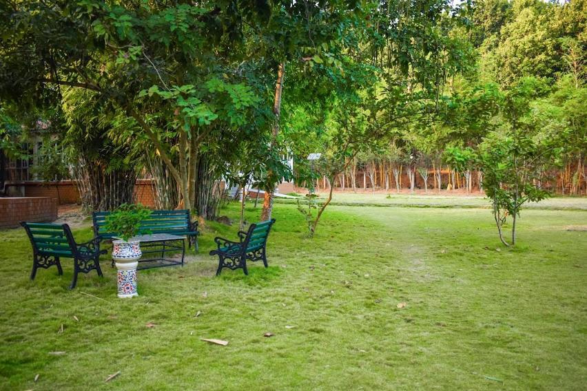 Bougainvillea Retreat & Spa Kaharpara Экстерьер фото